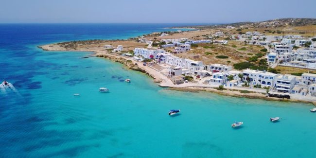 Γιατί αξίζει να εξερευνήσετε τις Μικρές Κυκλάδες νοικιάζοντας σκάφος;